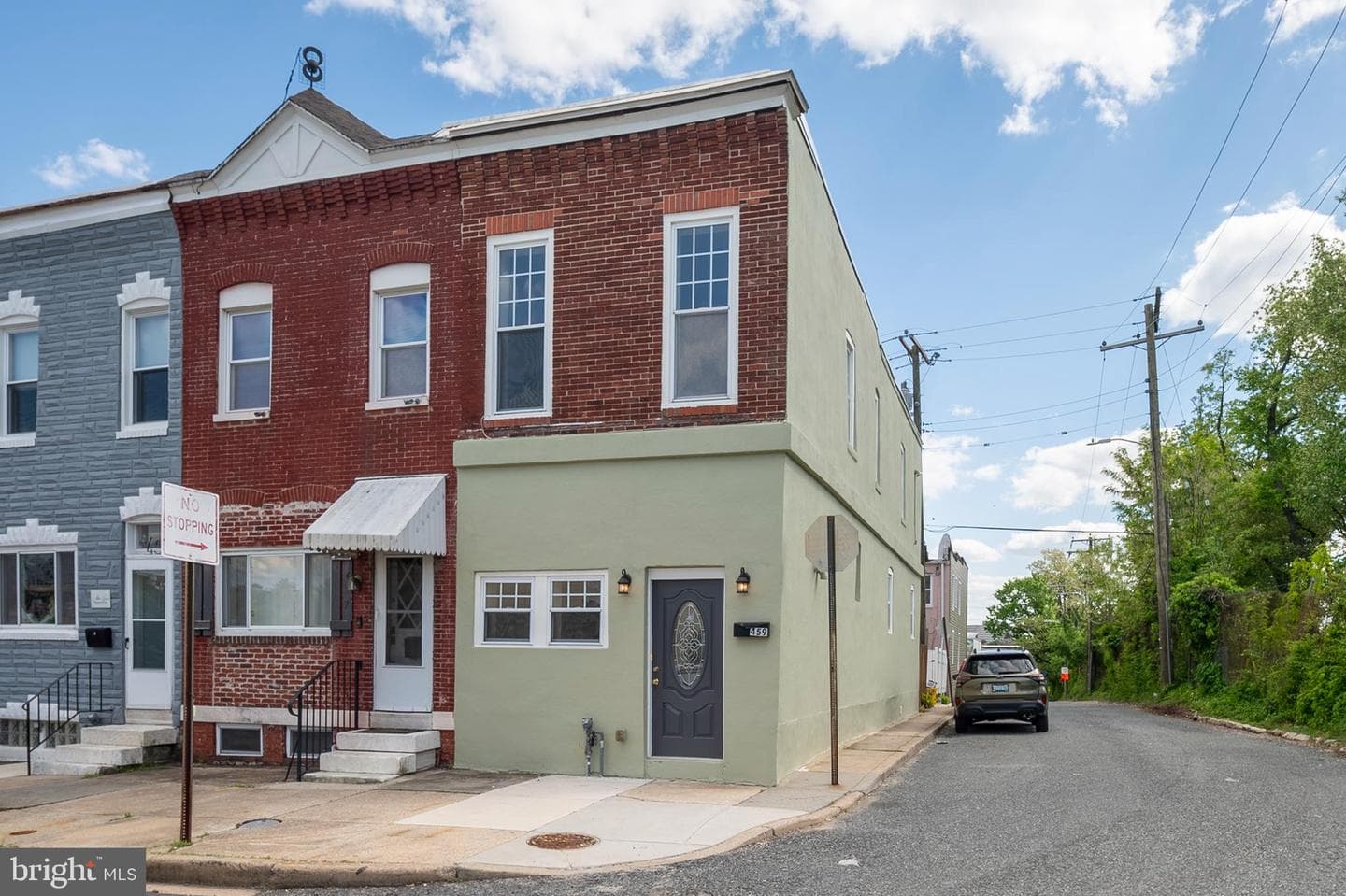 459 W 24th Street