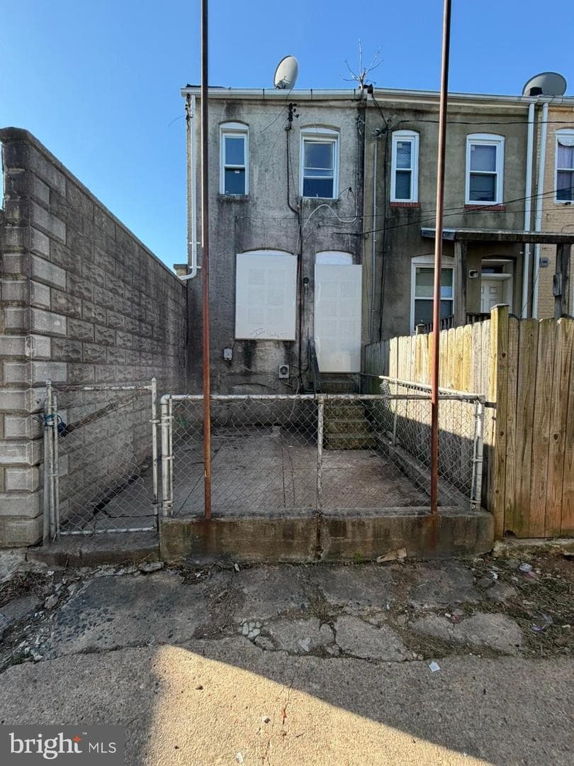 2422 Jefferson Street photo 21