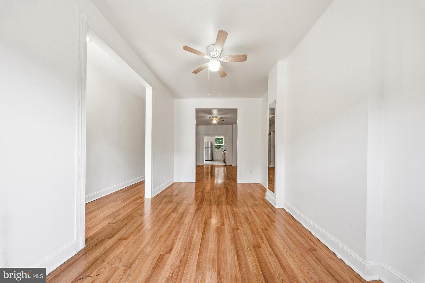 2516 W Pratt Street photo 4