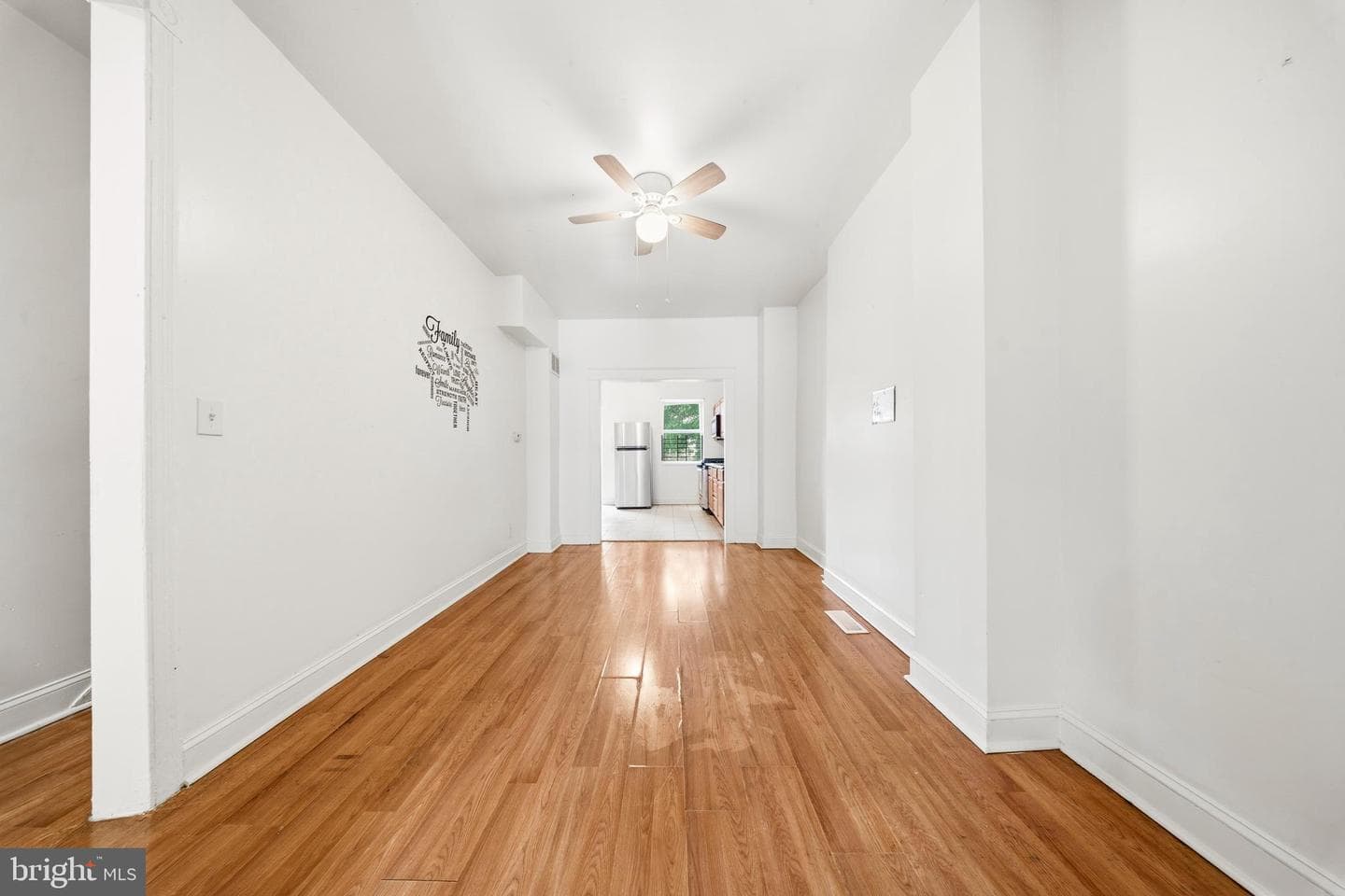 2516 W Pratt Street photo 6