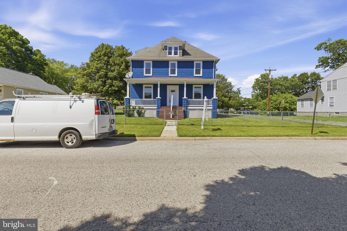 3914 Pinewood Avenue photo 34