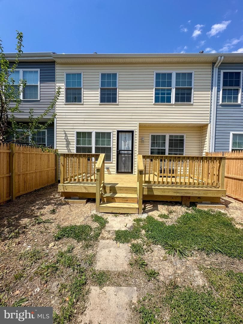 605 Collett Street photo 19