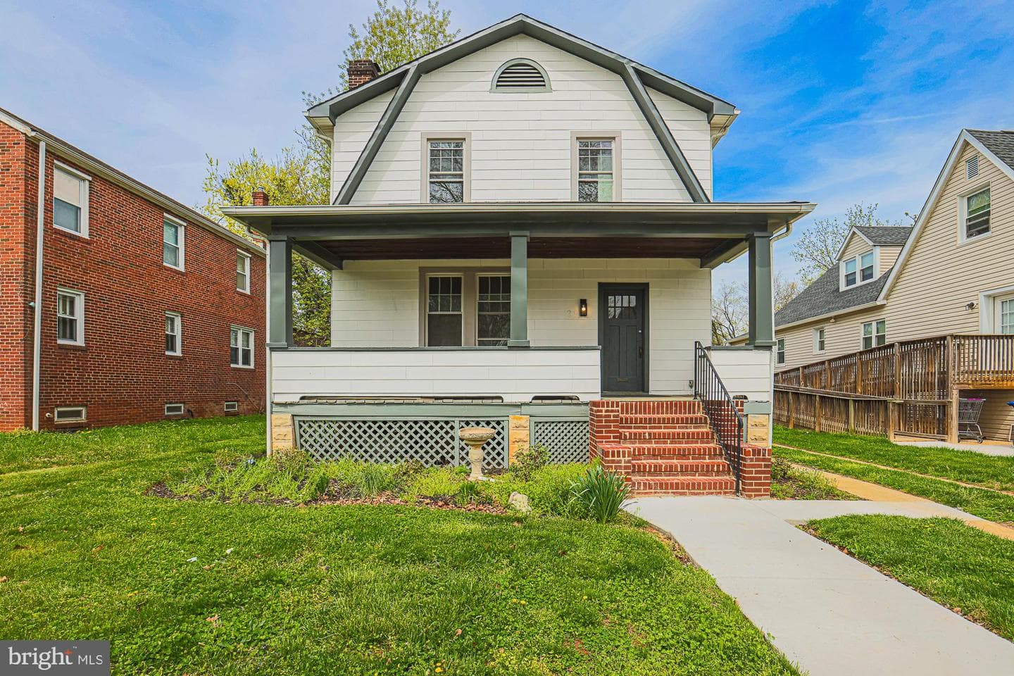 3916 W Strathmore Avenue photo 5