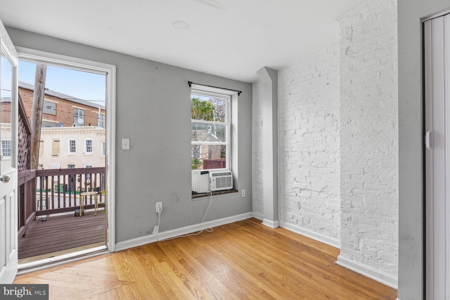 1206 W Cross Street W photo 14