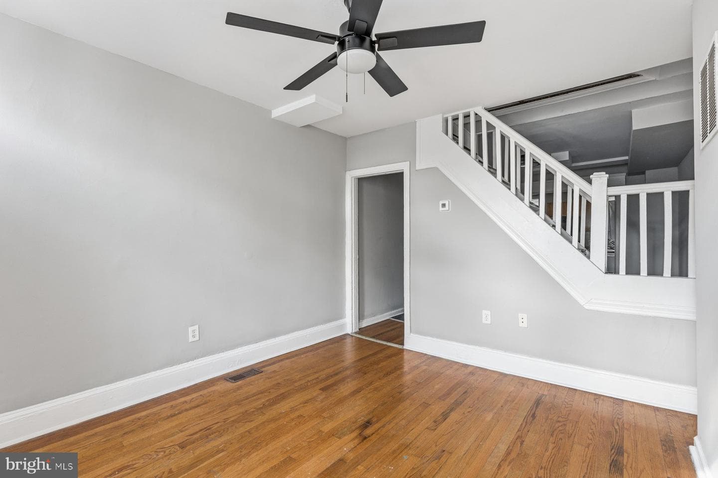 1206 W Cross Street W photo 4