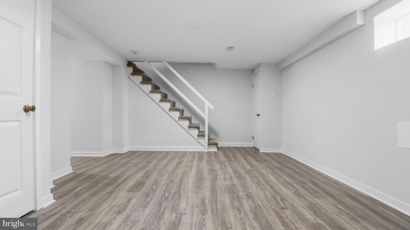 3319 Leighton Avenue photo 9