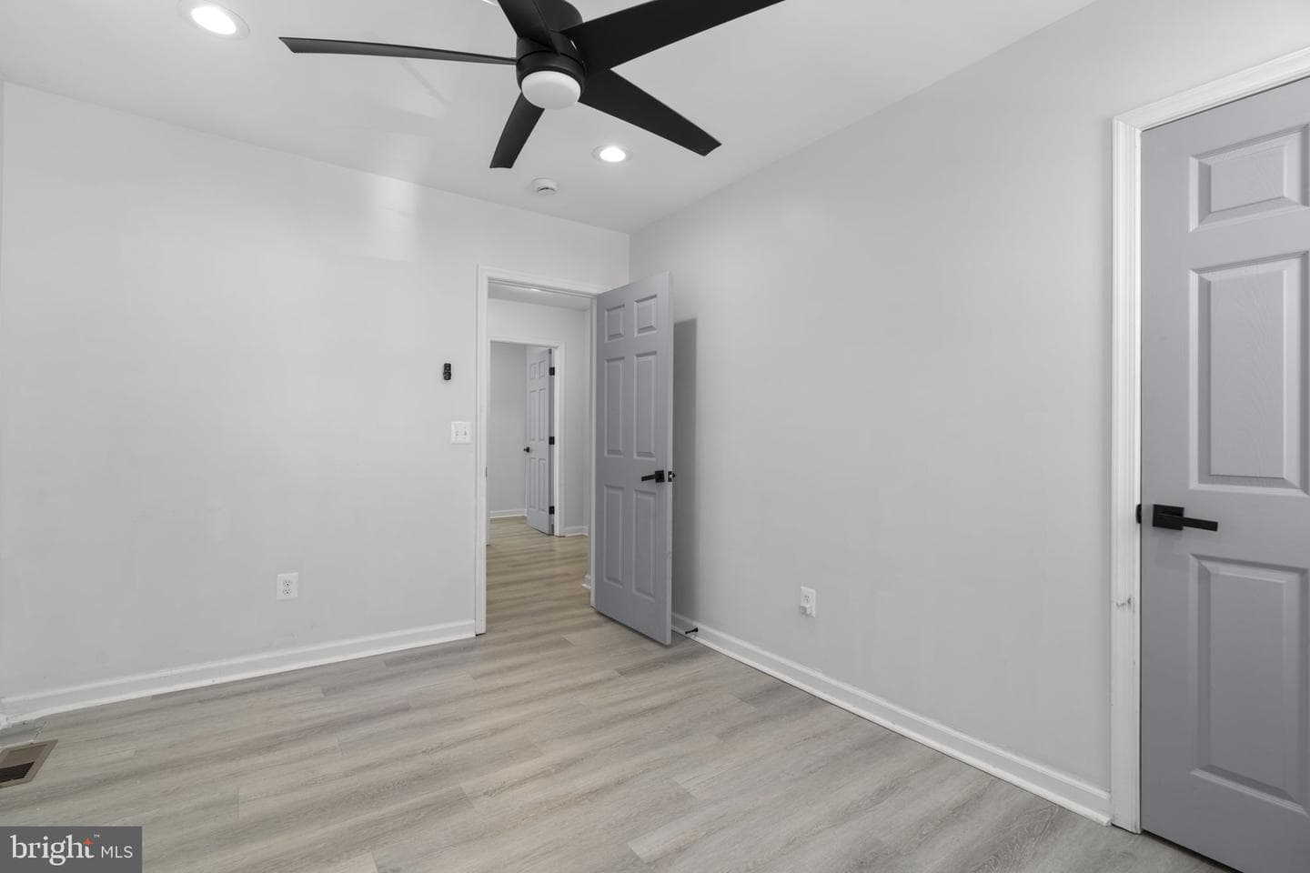 4816 Beaufort Avenue photo 21