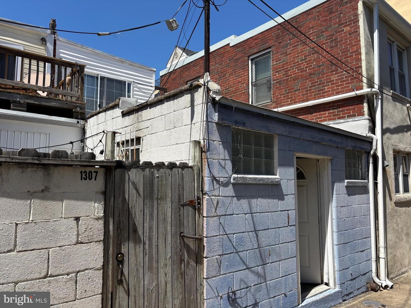 1305 Light Street photo 22