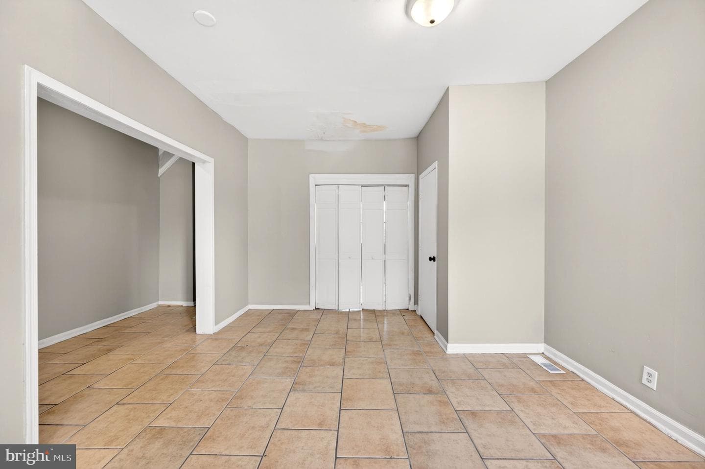 1725 Gwynns Falls Parkway photo 3