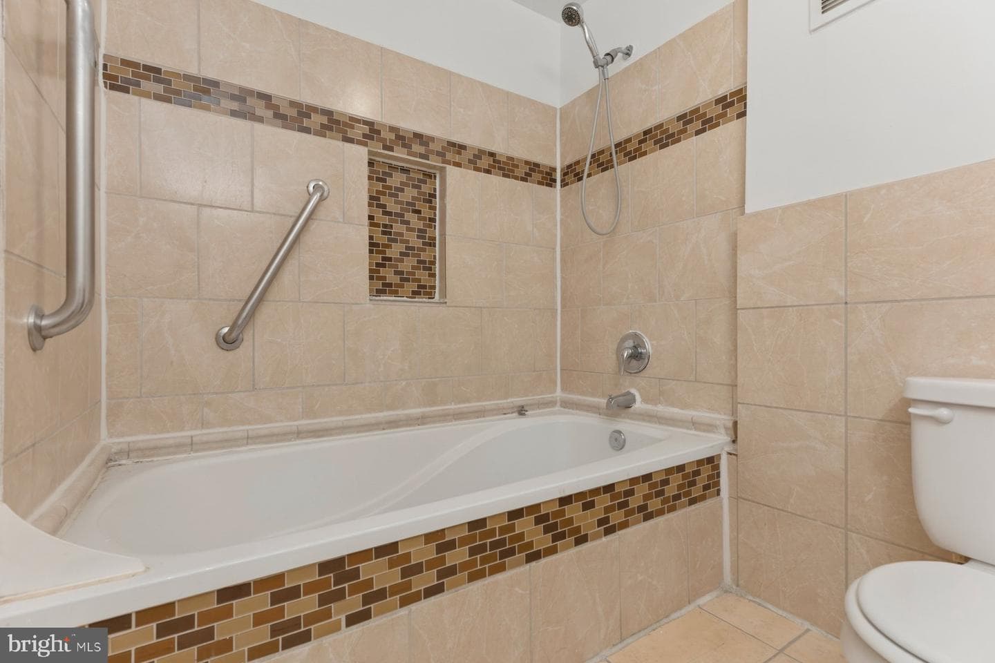 868 Carroll Street photo 11