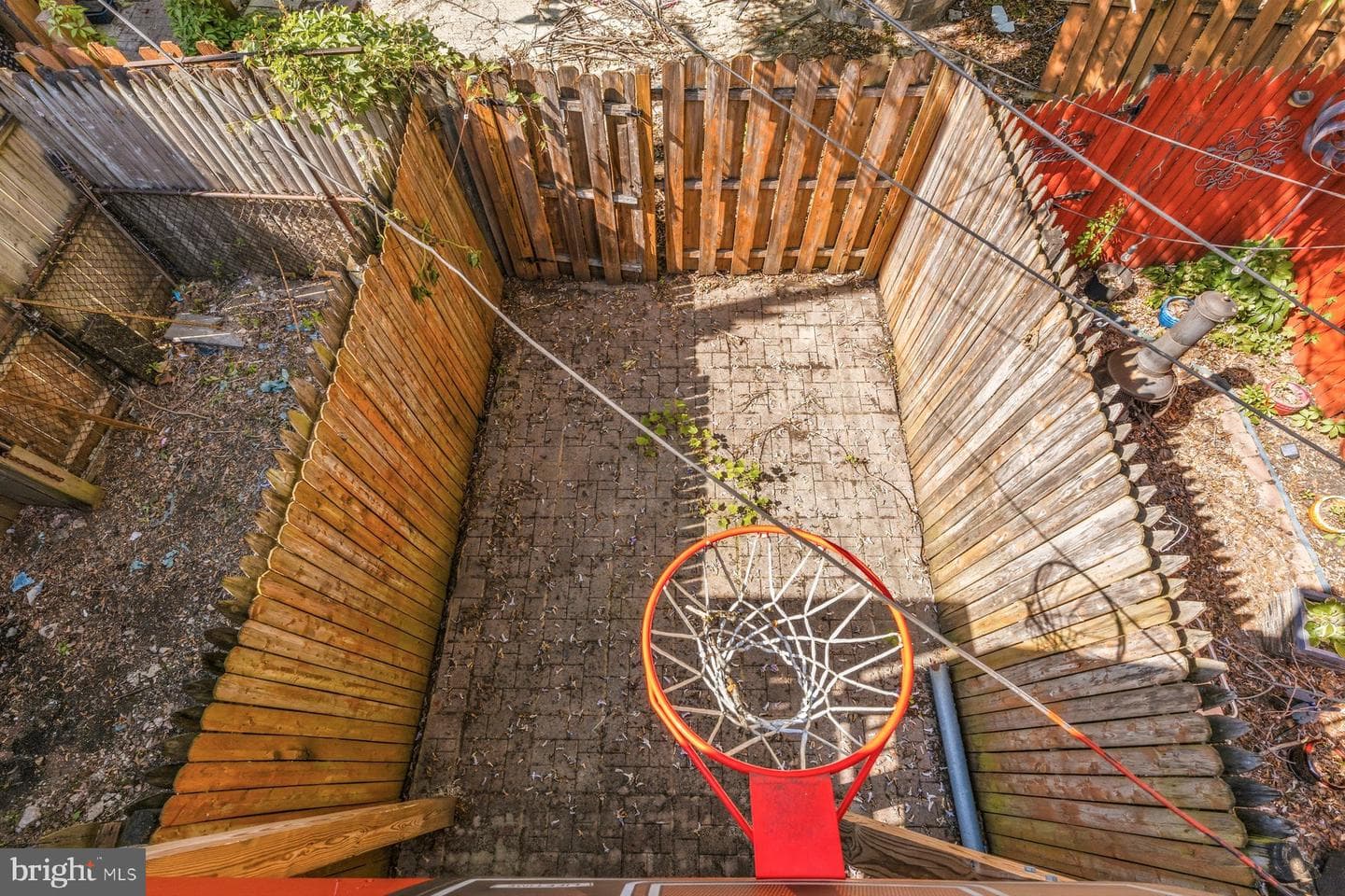 868 Carroll Street photo 24