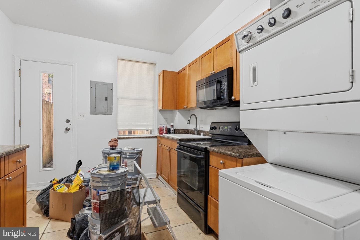 868 Carroll Street photo 9