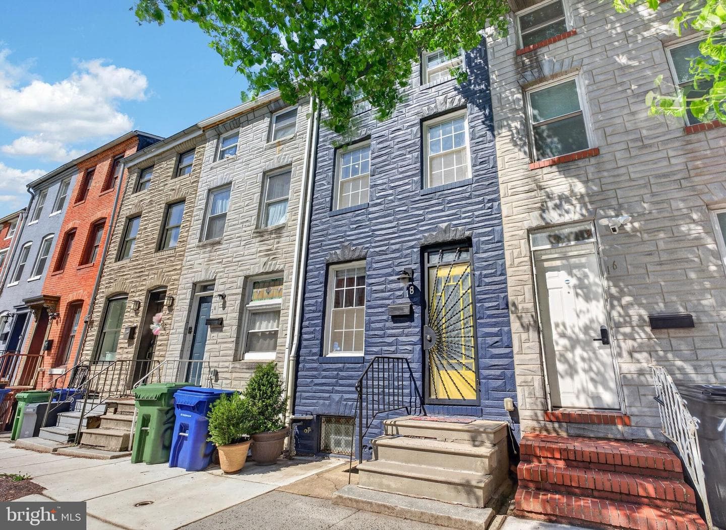 18 S Washington Street