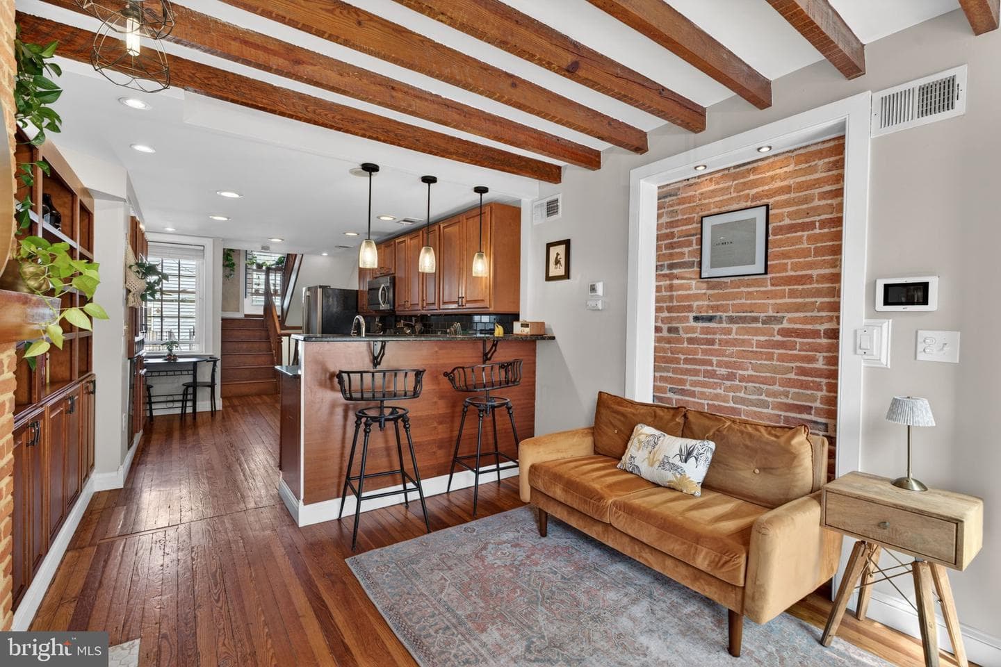 18 S Washington Street photo 8