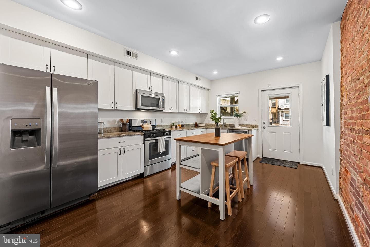 1319 Clarkson Street photo 11