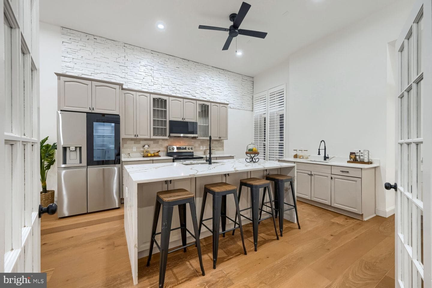1704 Madison Ave photo 8