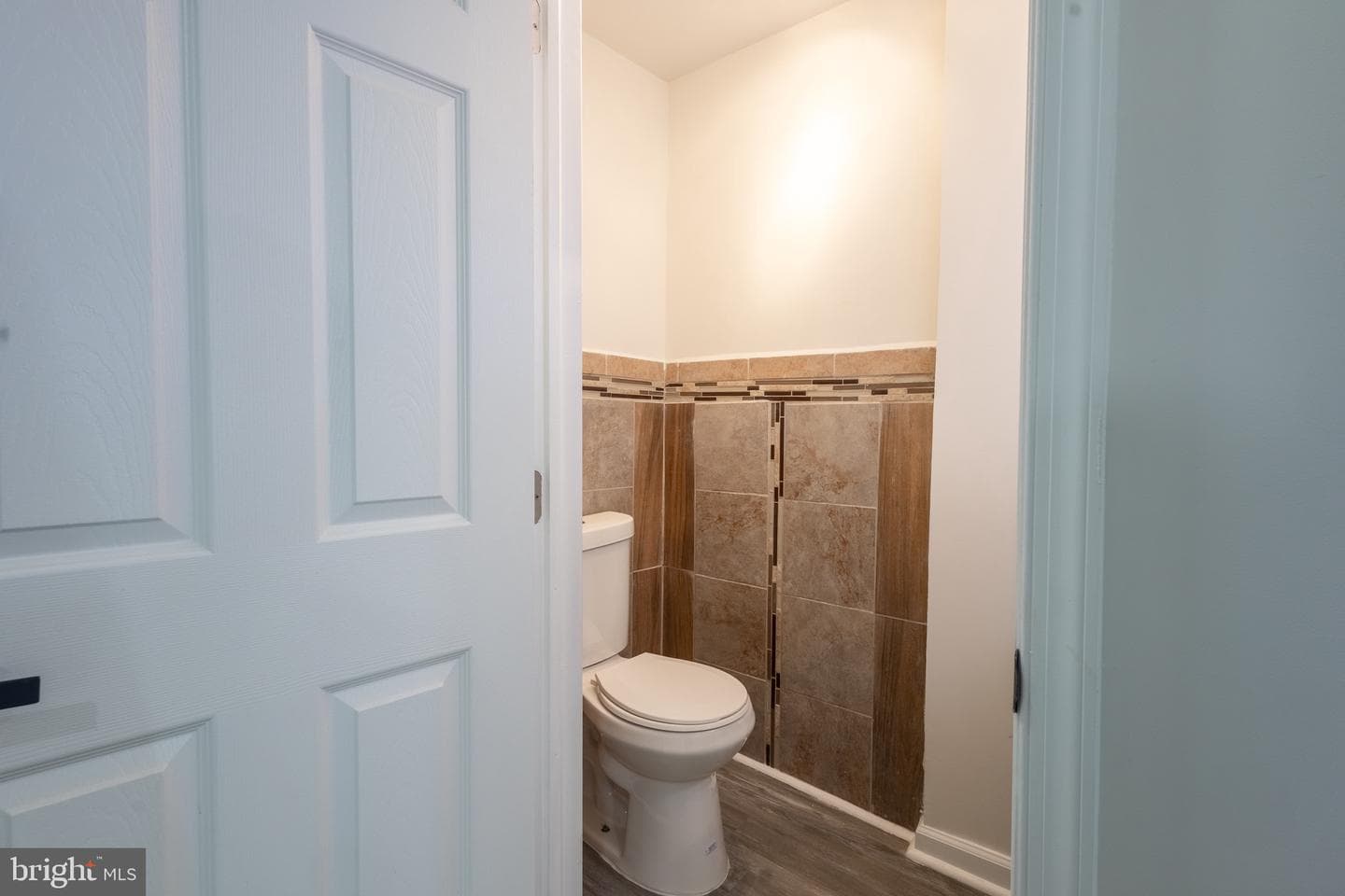 2115 N Longwood Street photo 6