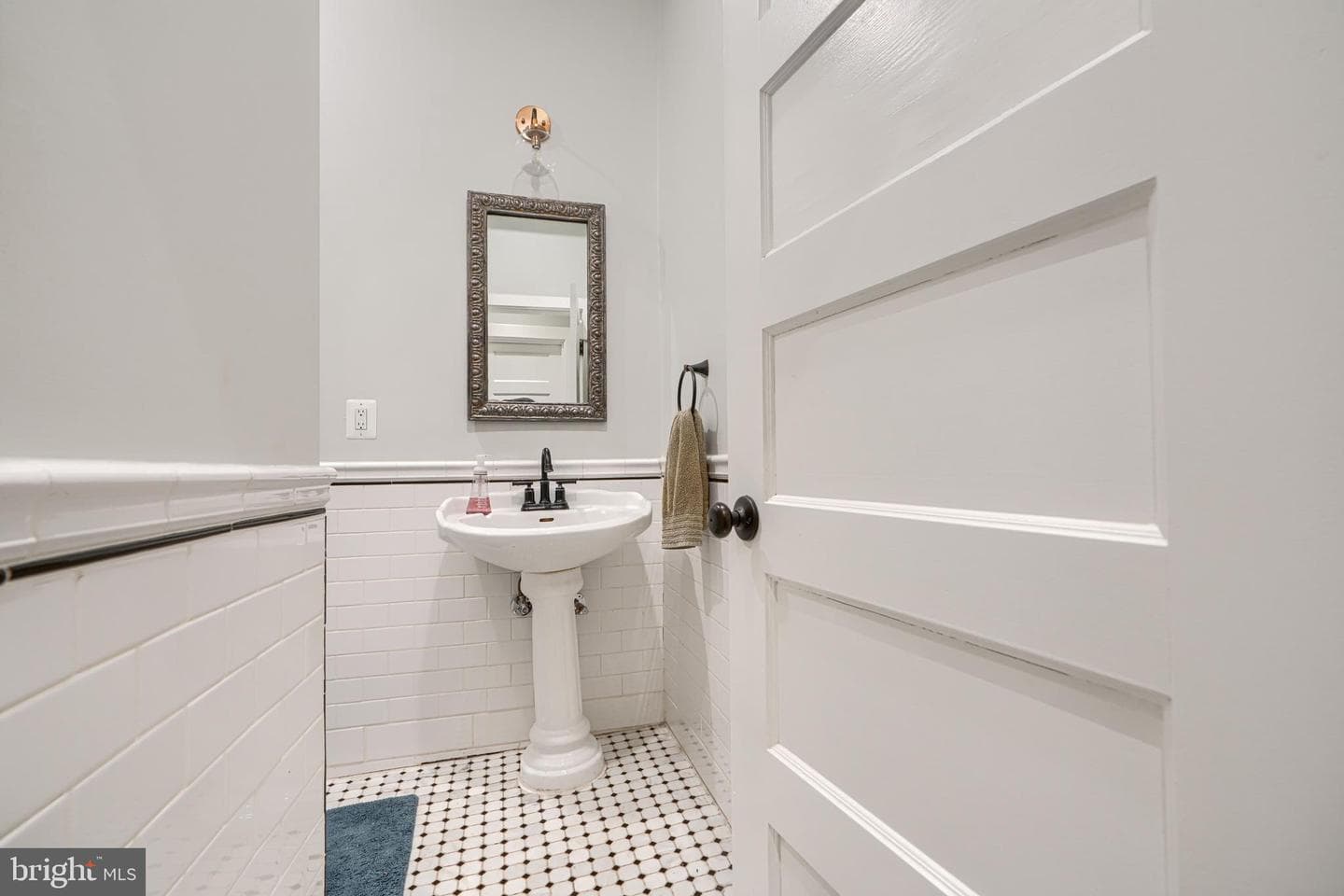 4416 Roland Avenue photo 16