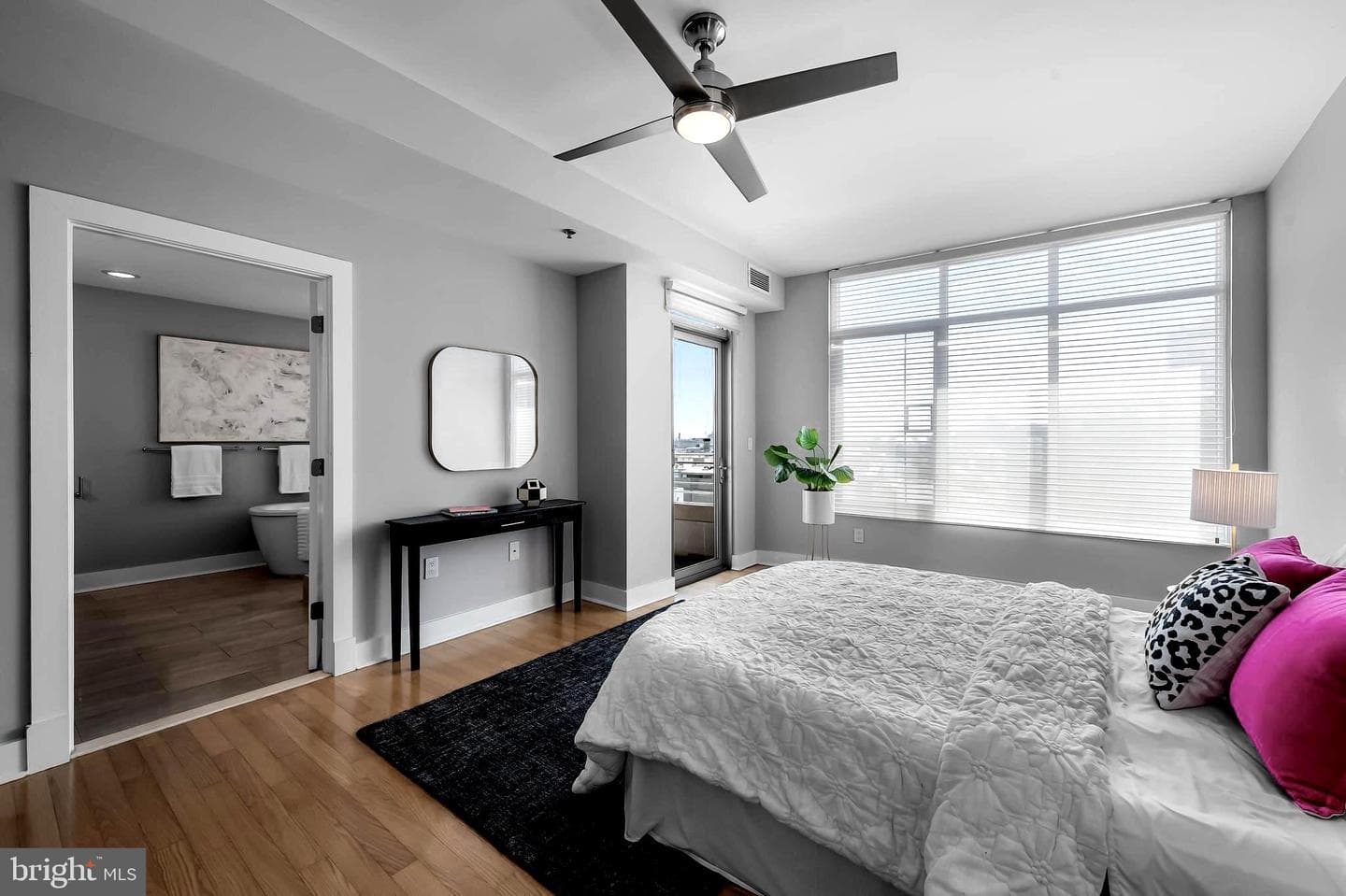 1400 Lancaster Street #901 photo 37