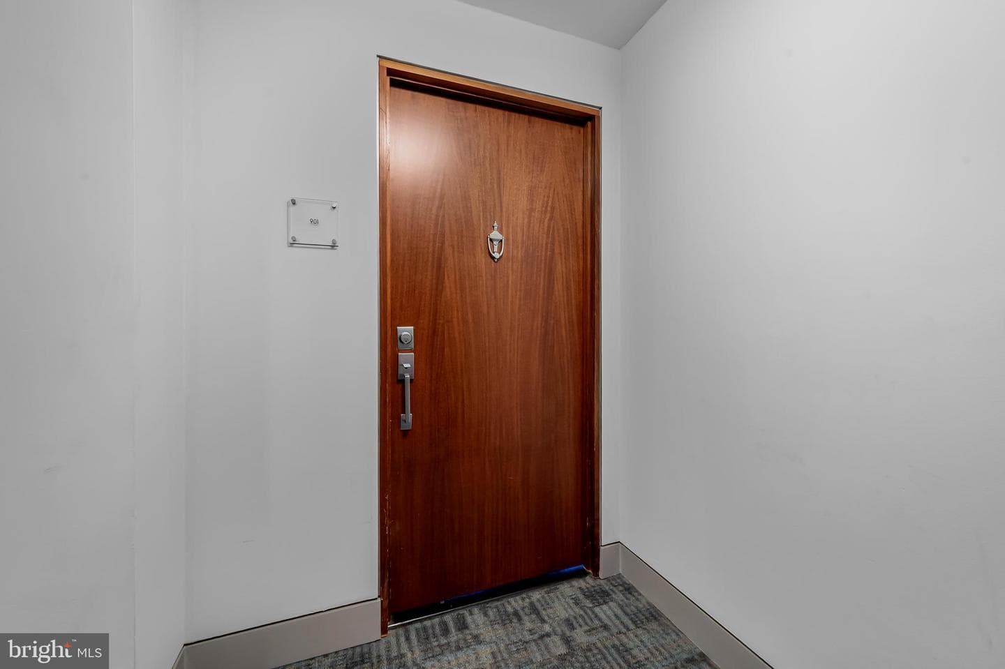 1400 Lancaster Street #901 photo 8