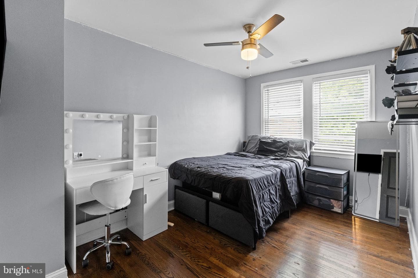 5337 Gist Avenue photo 16