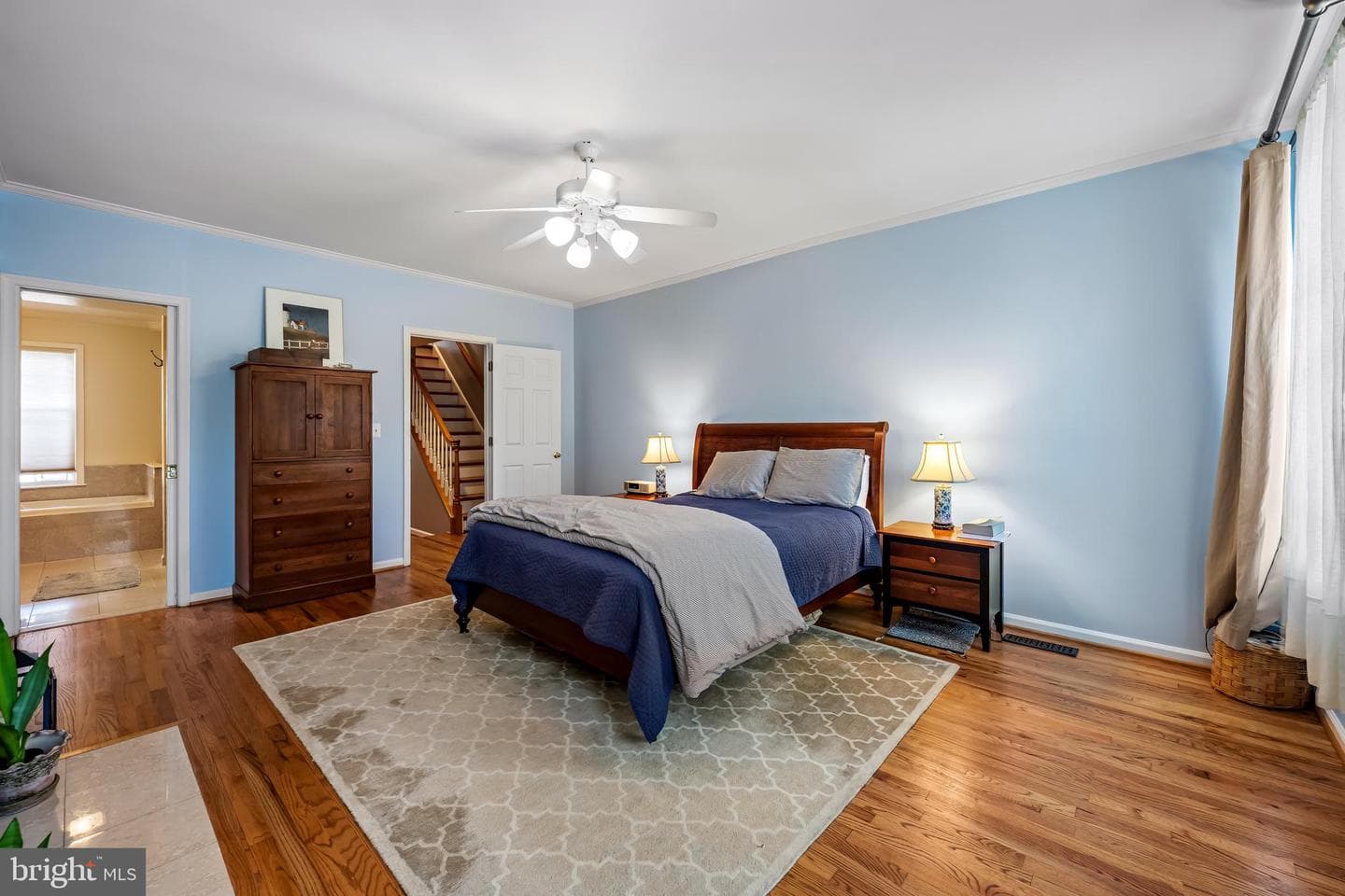 829 William Street photo 24