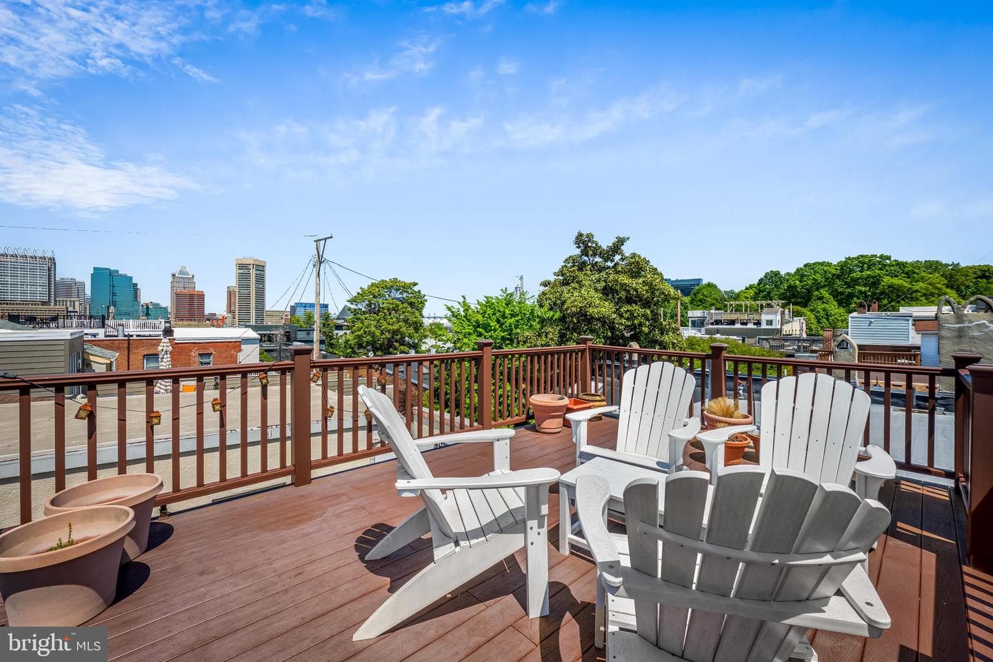 829 William Street photo 38