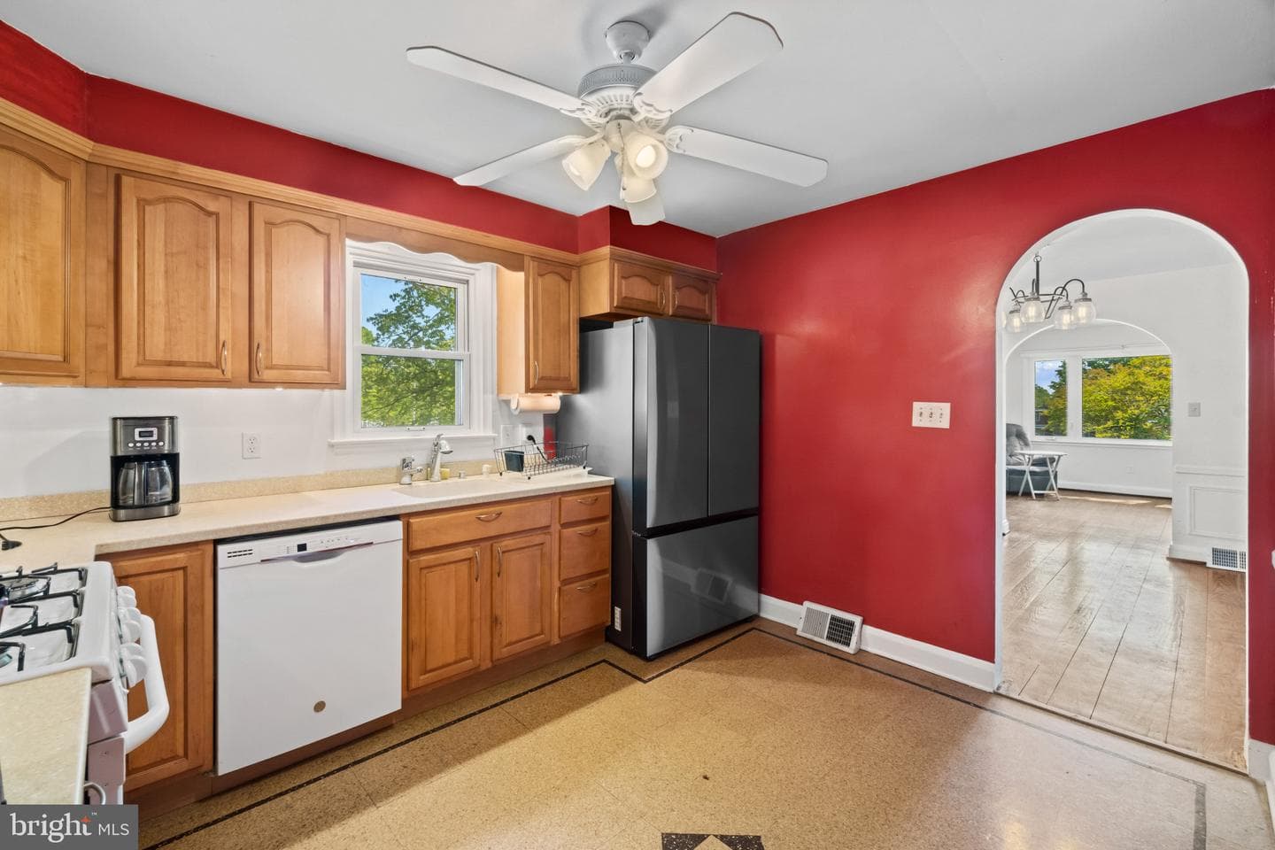 5510 Greenfield Avenue photo 11