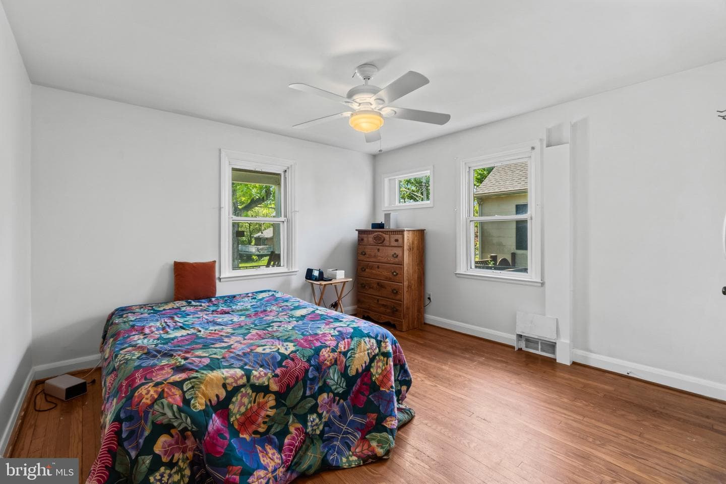 5510 Greenfield Avenue photo 12