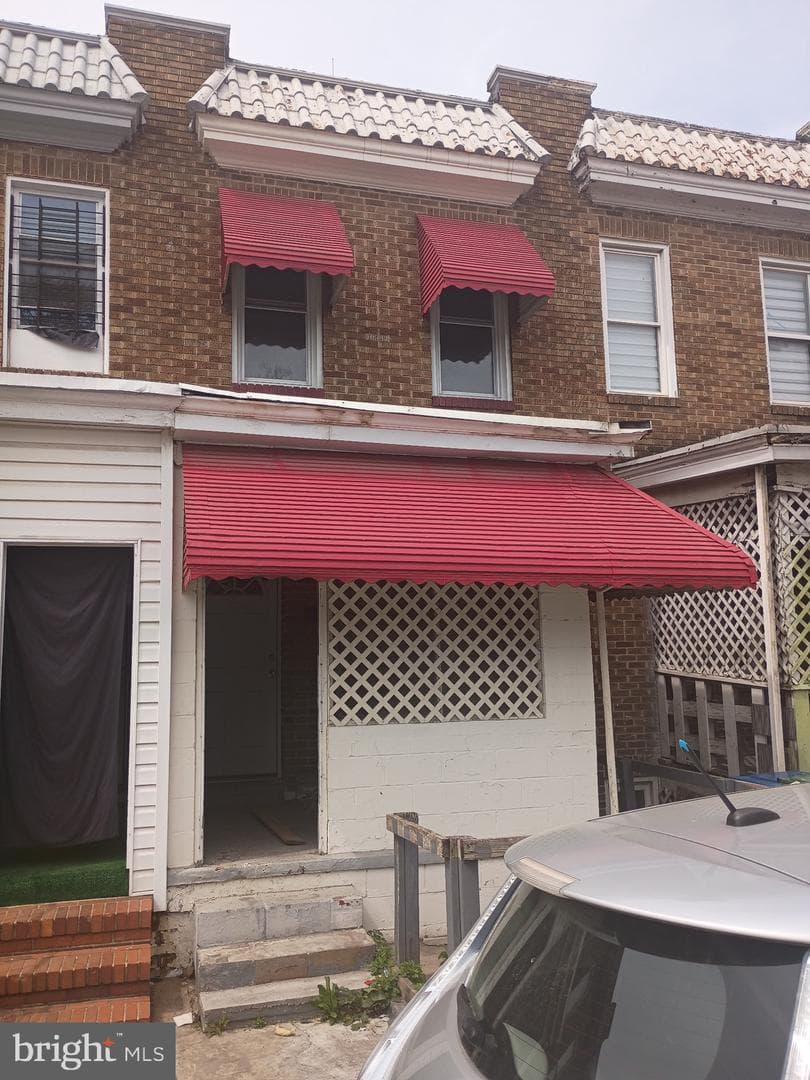 504 E Lynn Avenue photo 1
