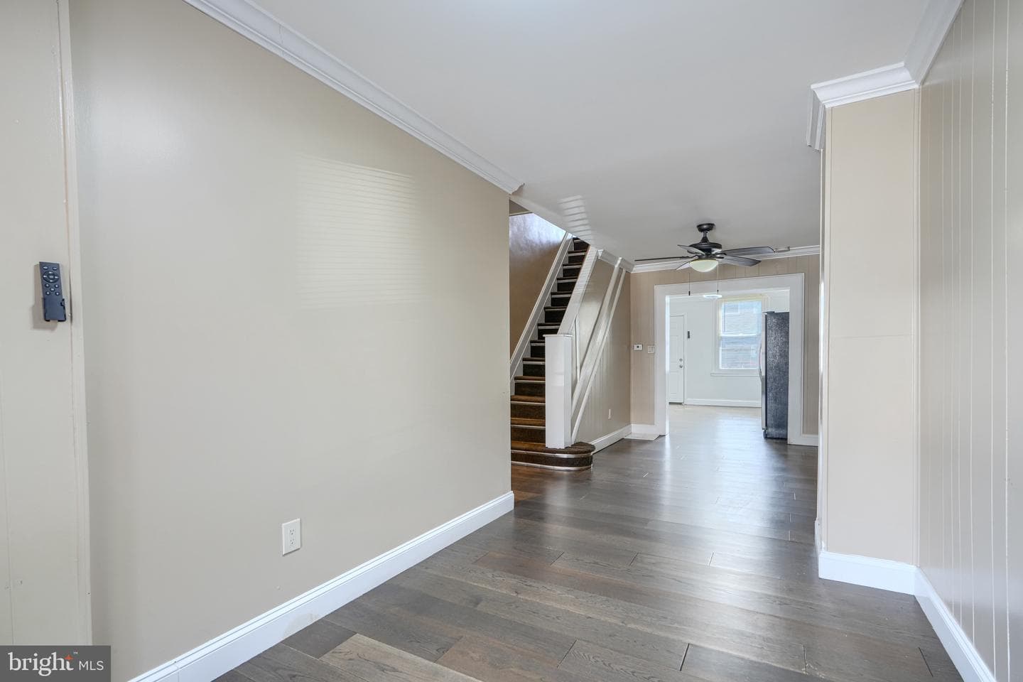 405 Robinson Street photo 3