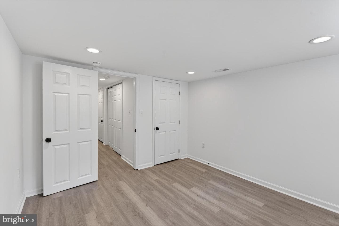308 S Newkirk Street photo 23