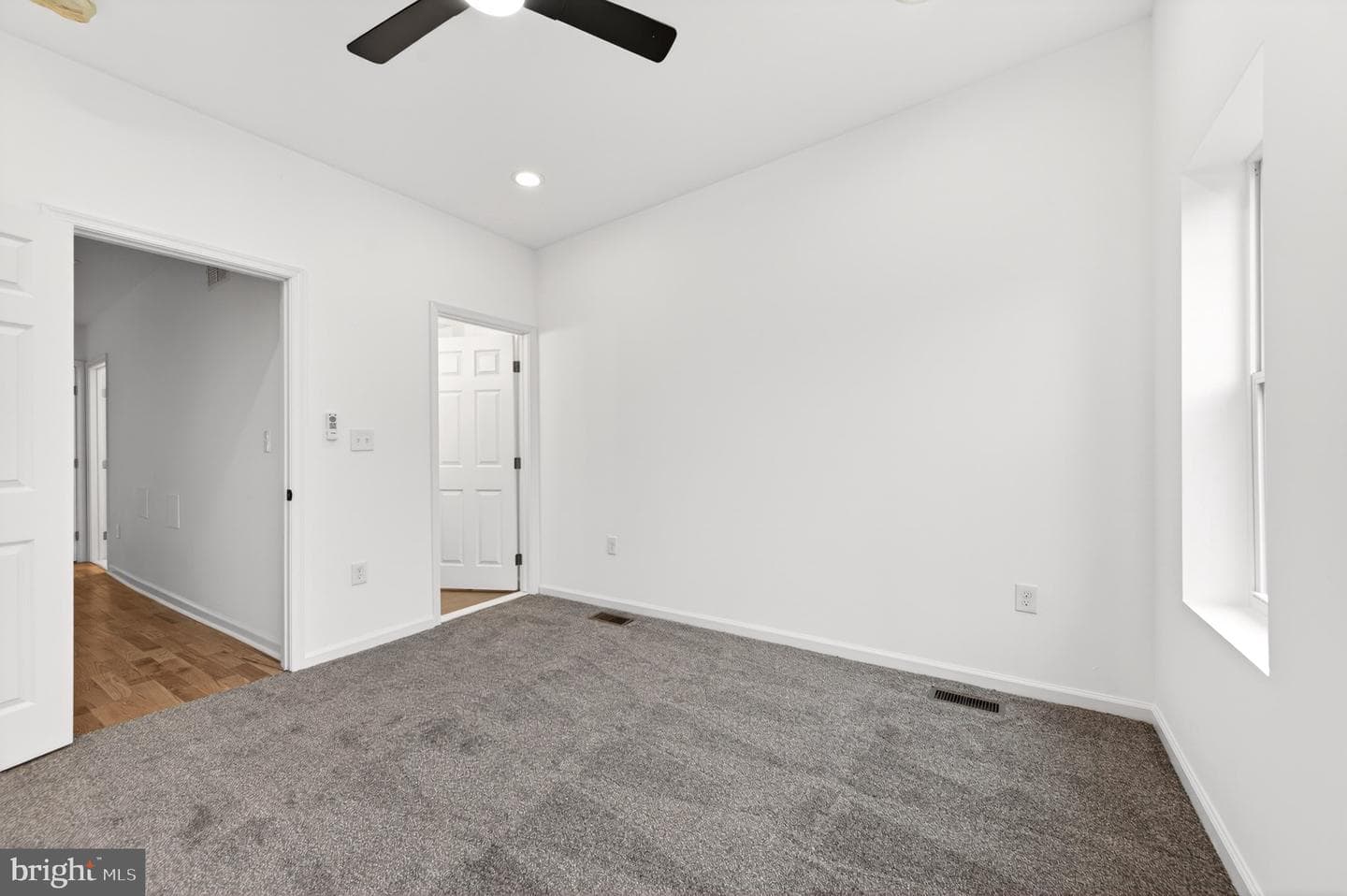 310 S Newkirk Street photo 25