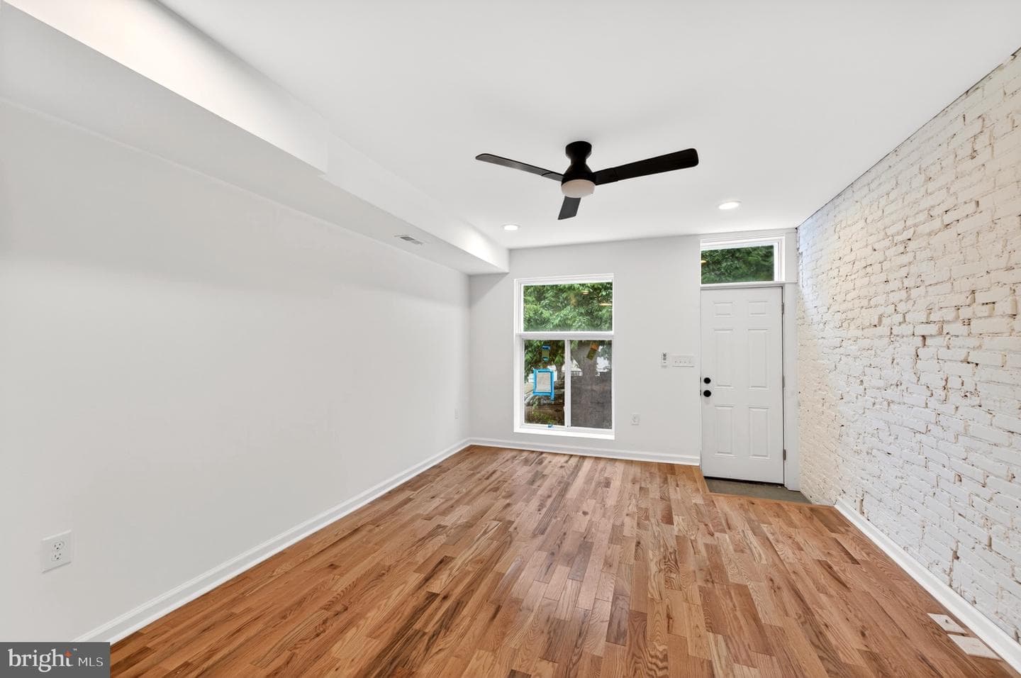 310 S Newkirk Street photo 7