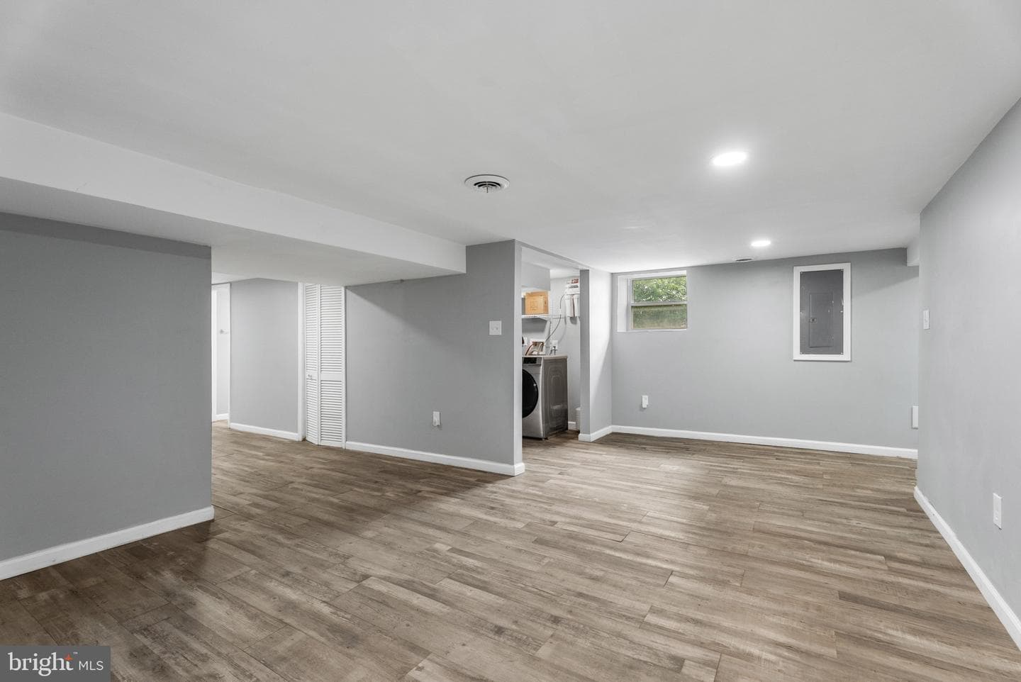 3212 Hamilton Avenue photo 19
