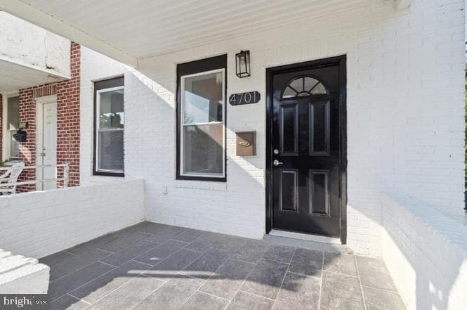 4701 Beaufort Avenue photo 2