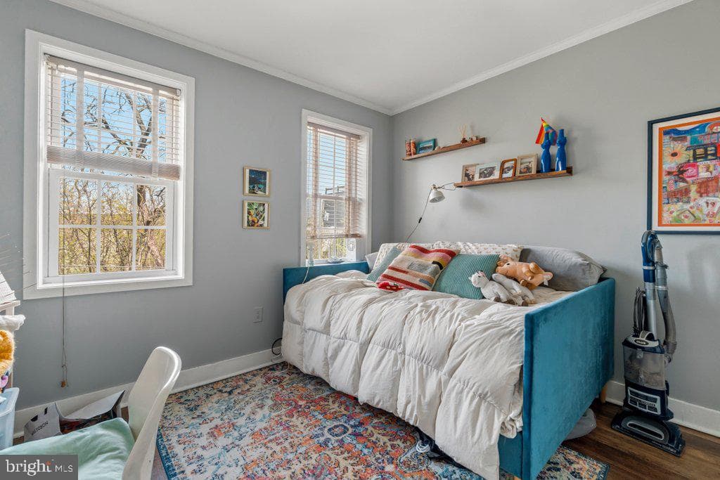 1215 John Street photo 12
