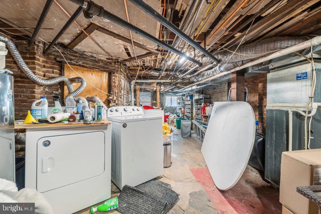 1215 John Street photo 26