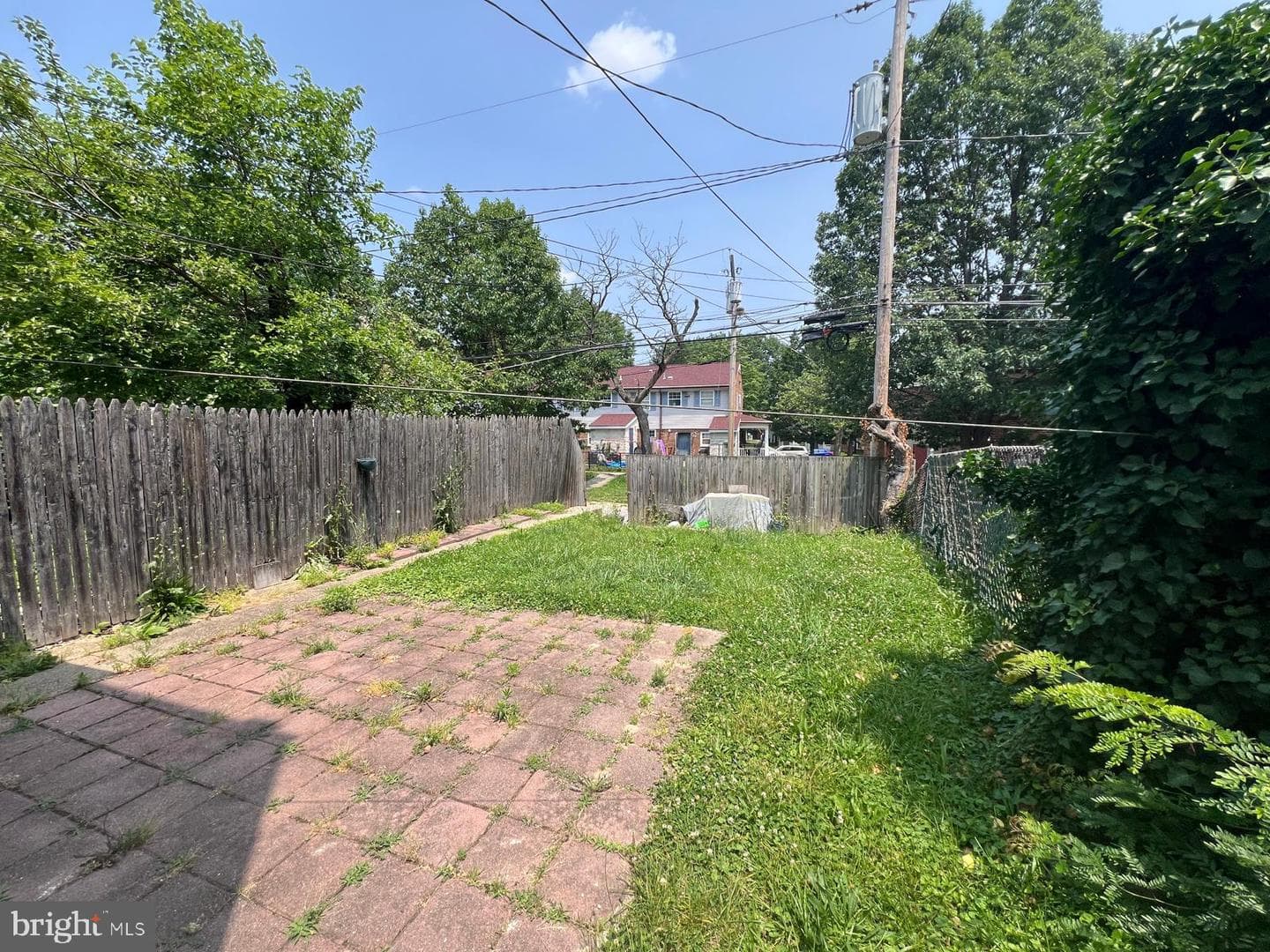 2817 Bookert Drive photo 16