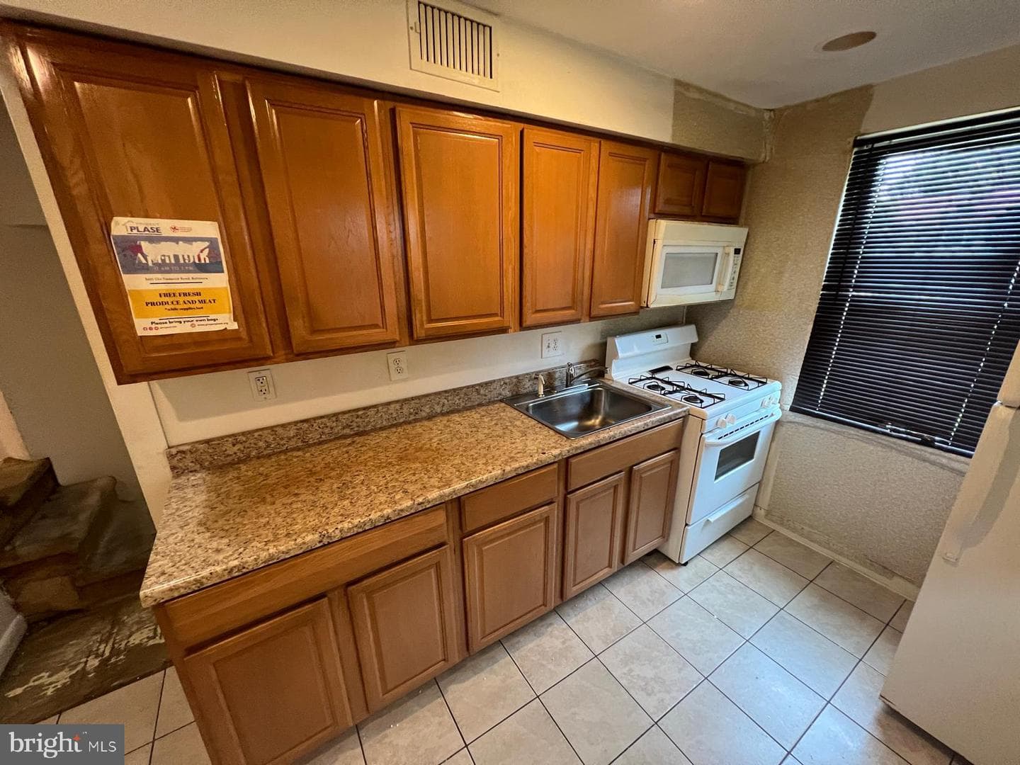 2817 Bookert Drive photo 4