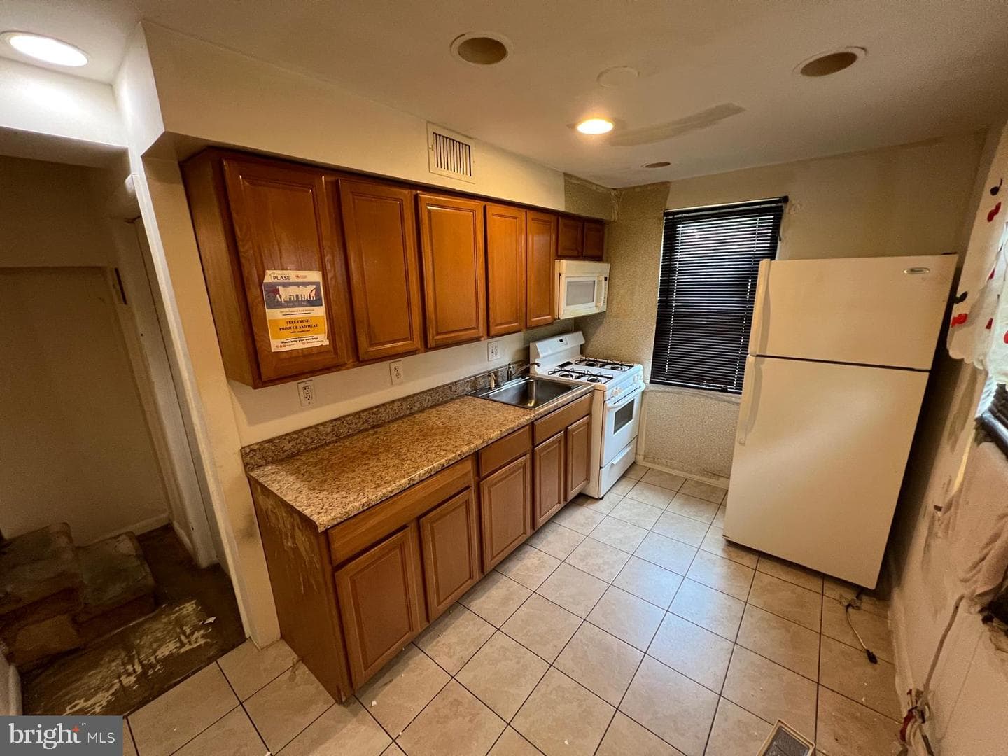 2817 Bookert Drive photo 5