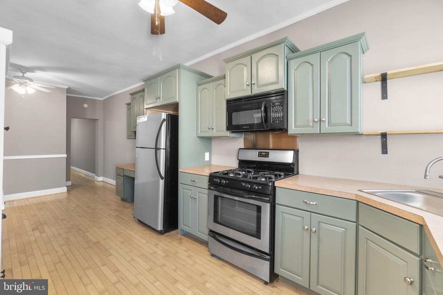 3446 Roland Avenue photo 18