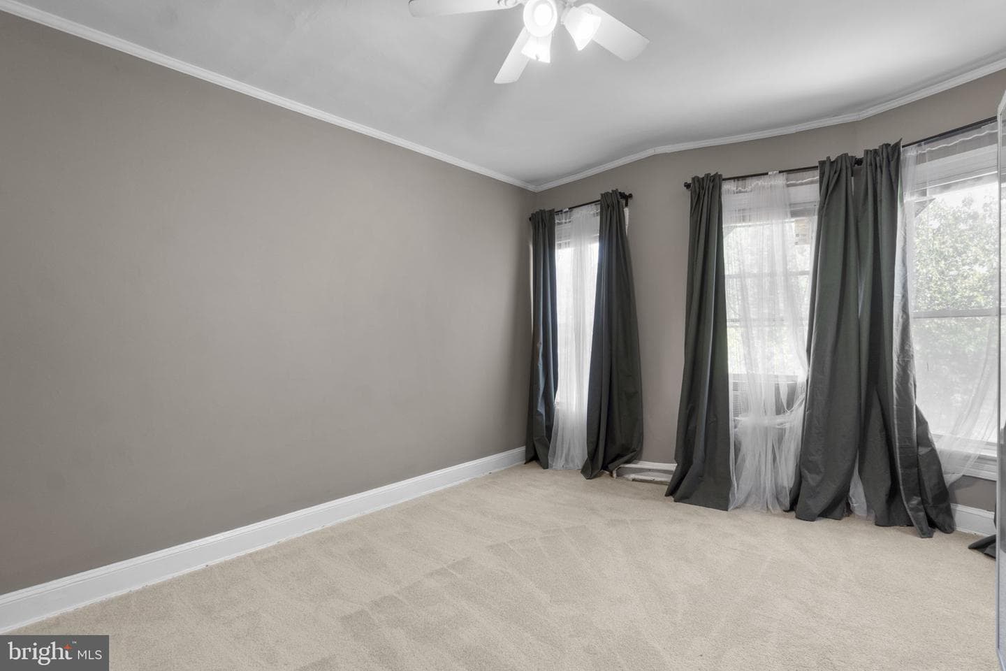 3446 Roland Avenue photo 22