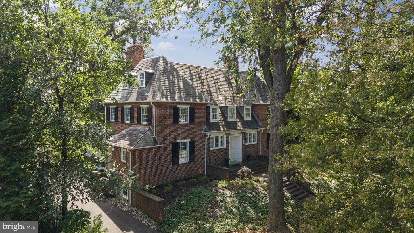 203 E Highfield Road photo 2