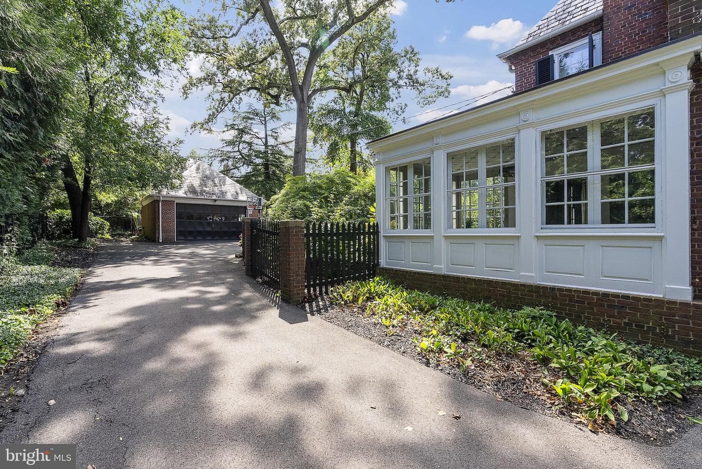 203 E Highfield Road photo 41