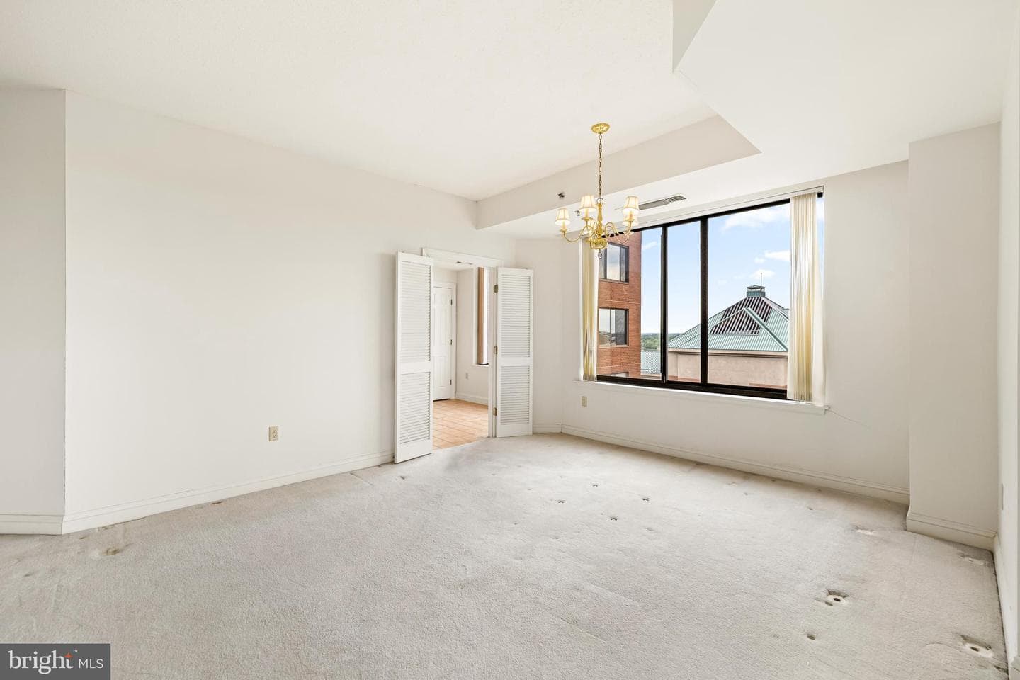 3704 N Charles Street #1403 photo 9
