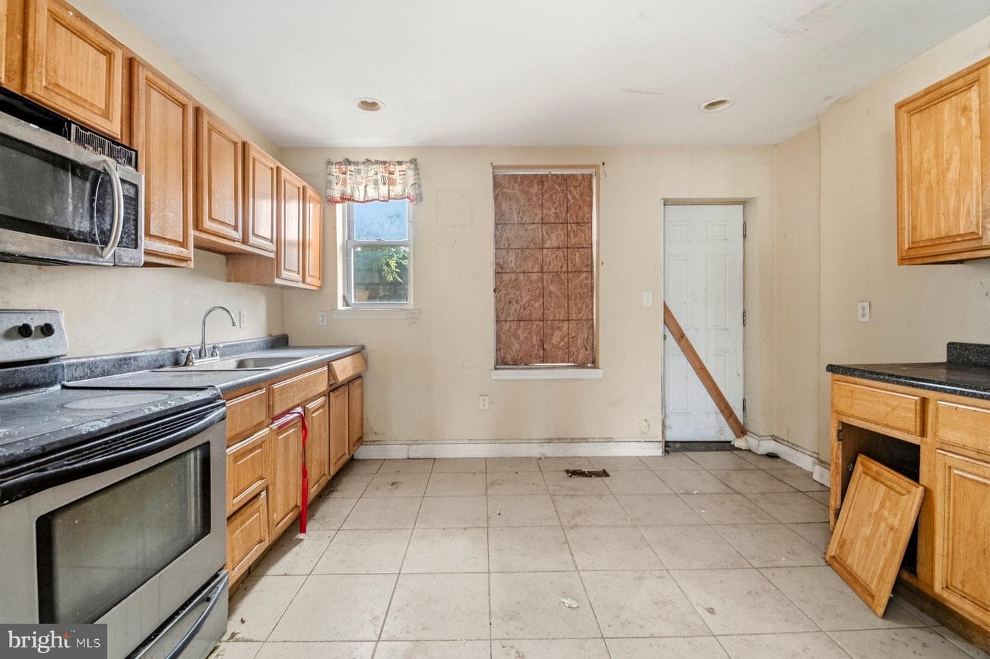 2700 Ashland Avenue photo 8