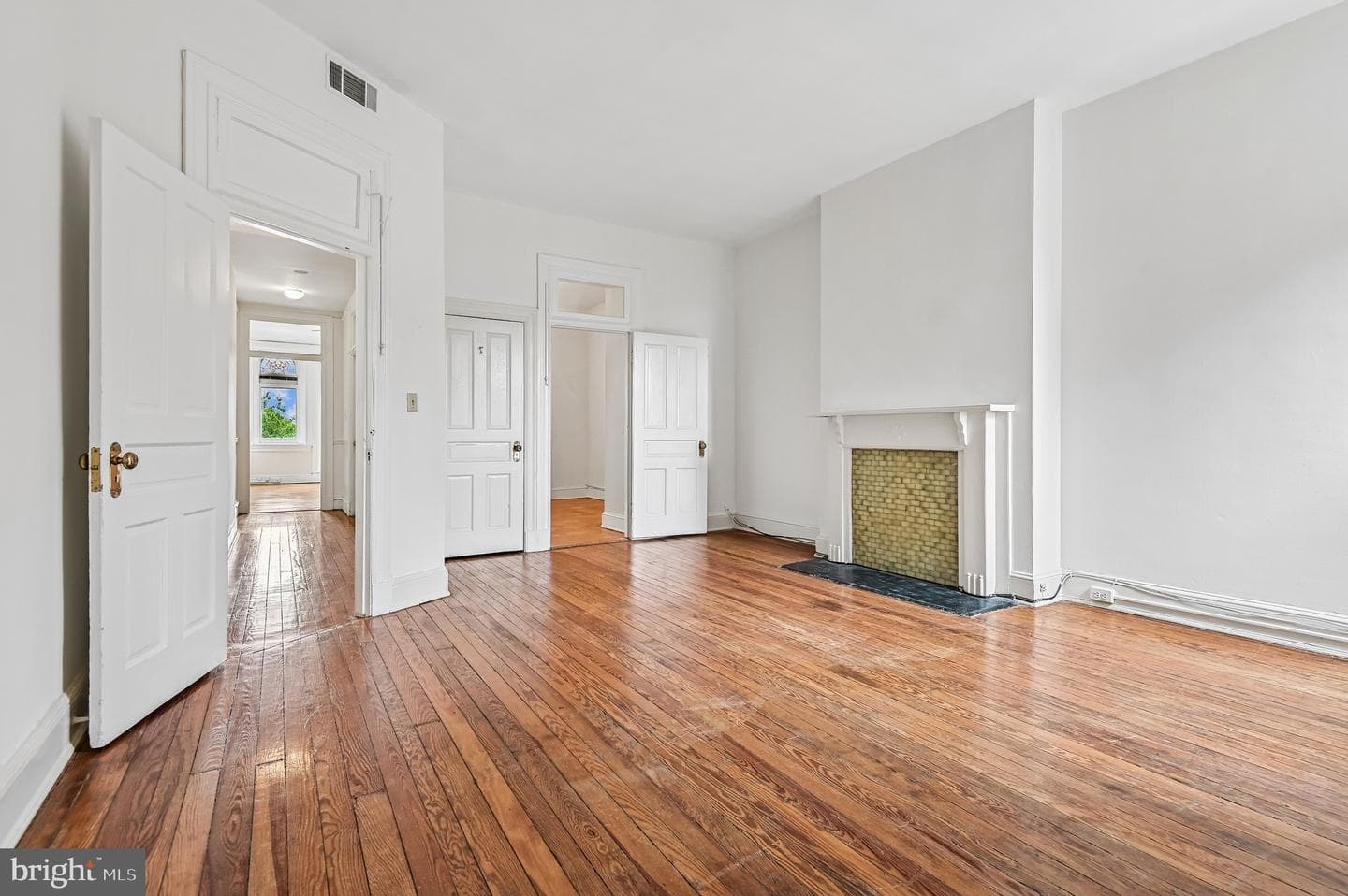 2444 Eutaw Place photo 49