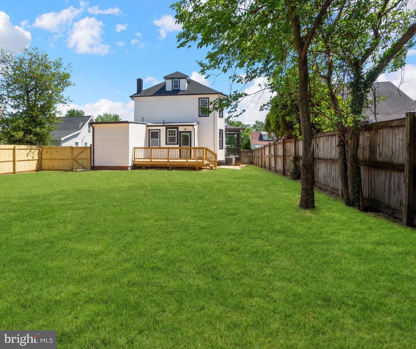 4514 Mainfield Avenue photo 14