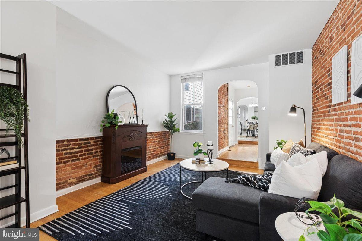 1119 Battery Avenue photo 10